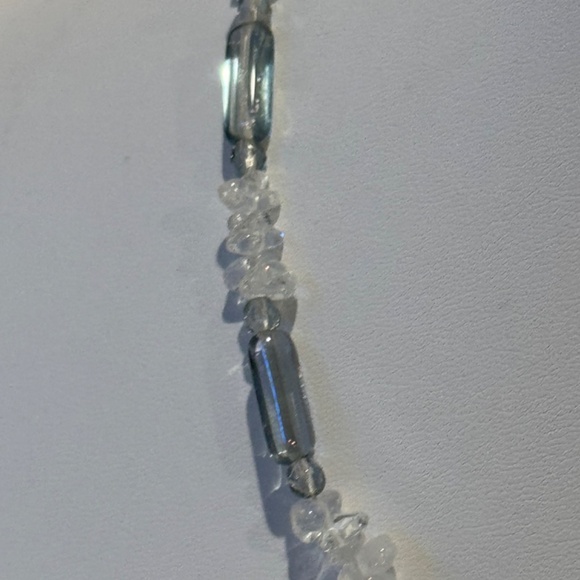 Vtg Necklaces Set Glass Lilac Pebbled And Glass Sea Blue Natural Crystal Quartz - Picture 10 of 12